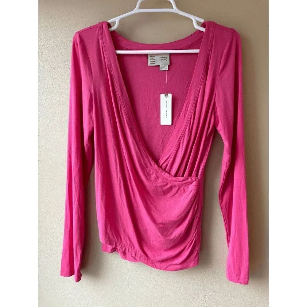 Saturday Sunday Crossover Pink V Neck Long Sleeve Top Women's Size Small